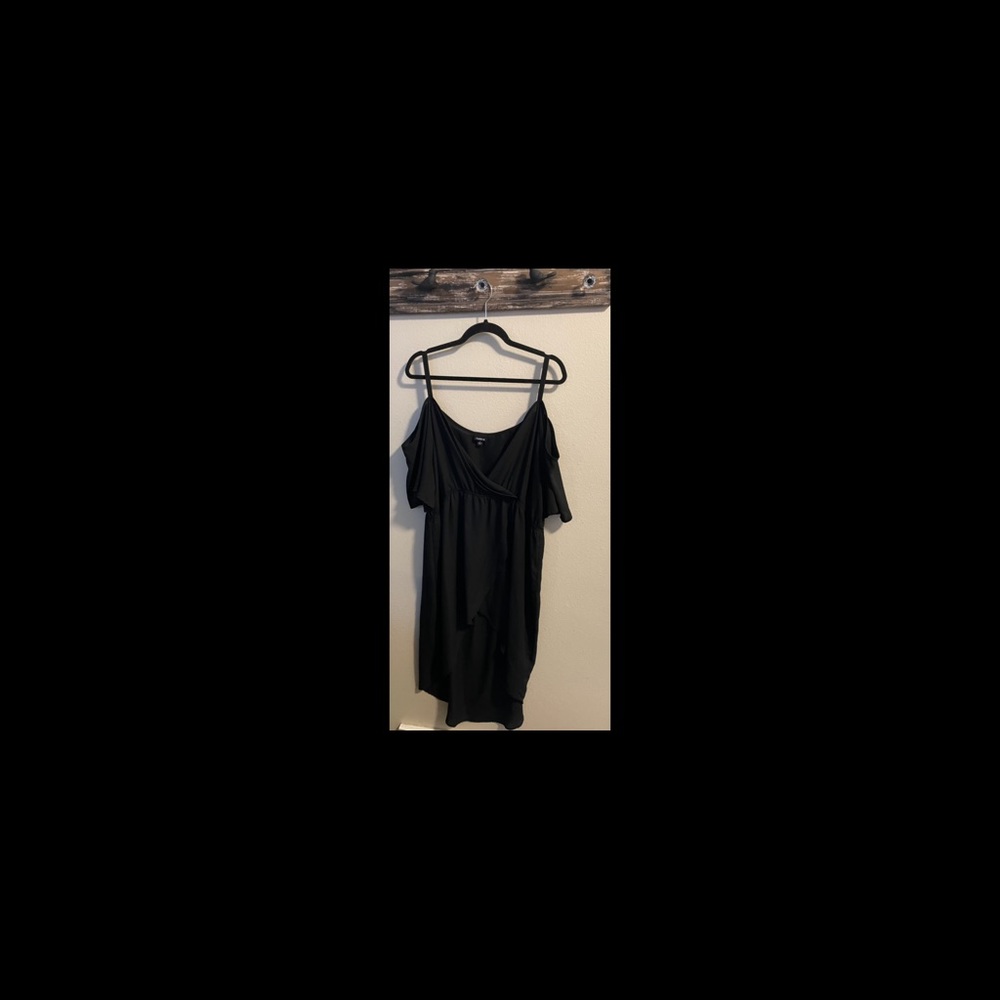Cold shoulder. High low dress